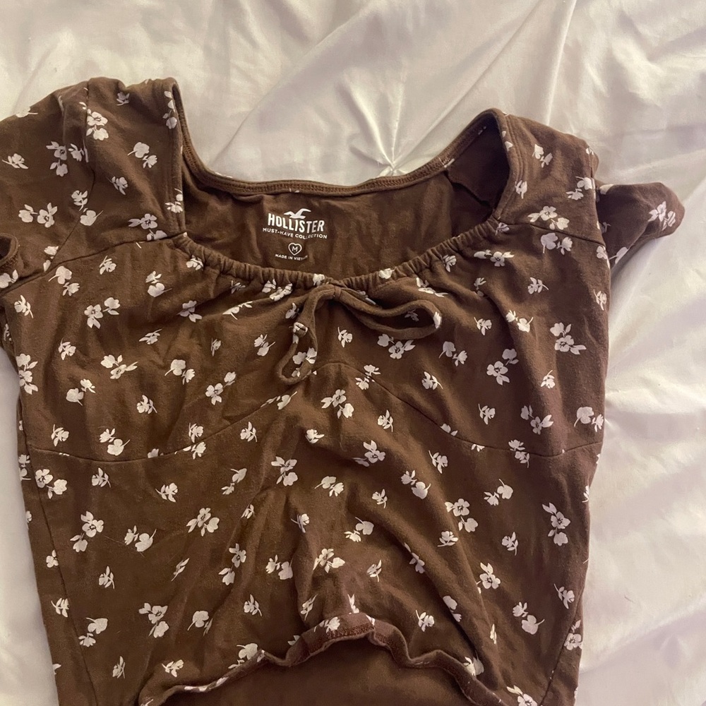 Hollister Floral Print Brown Top